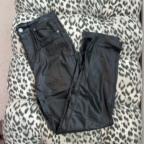 Blank NYC Black Faux Leather Pants Size 26 - Picture 7 of 7